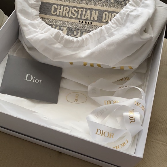 Dior mini book tote - Picture 5 of 6